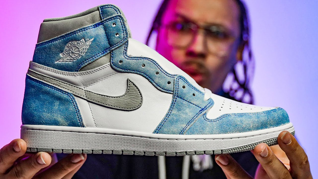 Air Jordan 1 High OG Hyper Royal - YouTube
