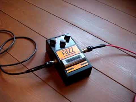 Guyatone PS-030 FUZZ DISTORTION - YouTube