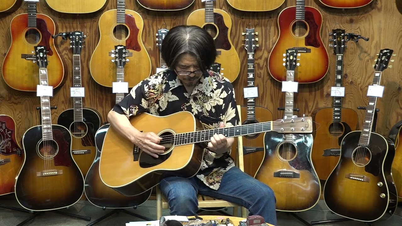 MARTIN D 35 1977 - YouTube