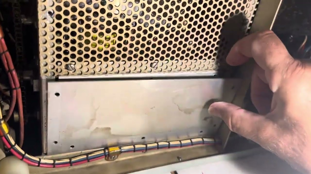 Henry 2KD-5 linear amplifier how to enable 10 meter operation