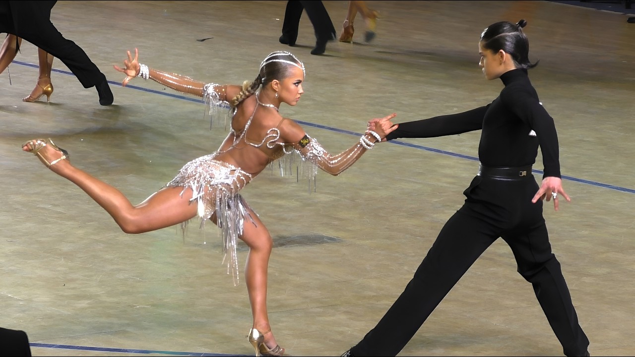 日本インター2022 オナーダンス 野村直人 山崎かりん SAMBA - YouTube