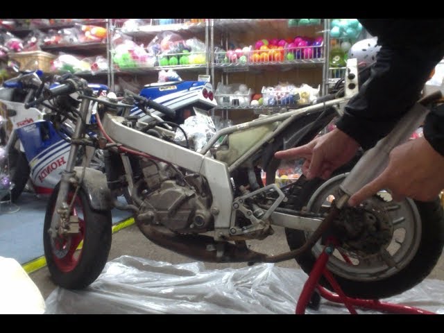 やったことないけどNSR50エンジン降ろしてみよう生配信 - YouTube