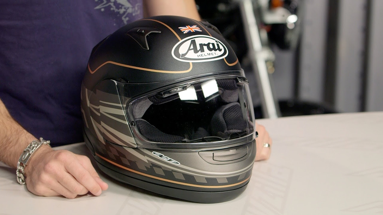 Arai Signet-Q UK Flag Helmet Review at RevZilla.com - YouTube