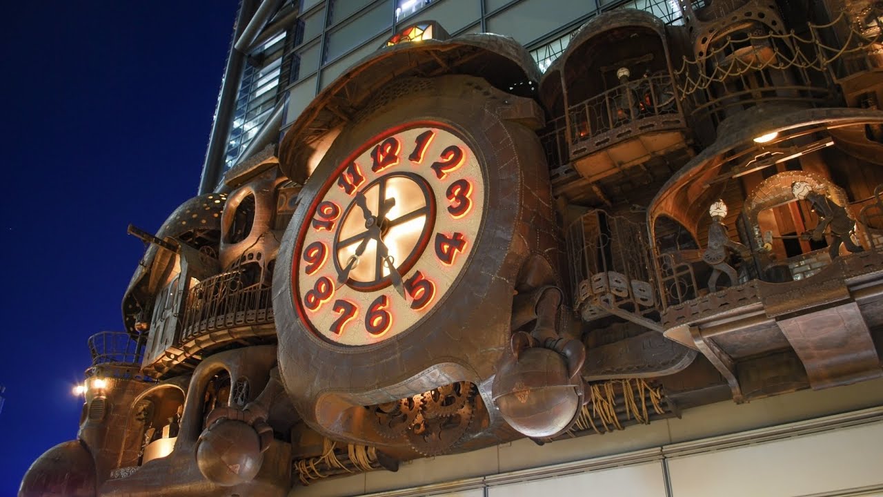 4K】宮崎駿デザインの日テレ大時計(夜Ver.) - YouTube