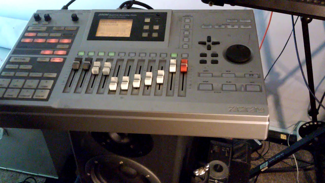 Zoom multitrack mrs-1044. Hard drive - YouTube