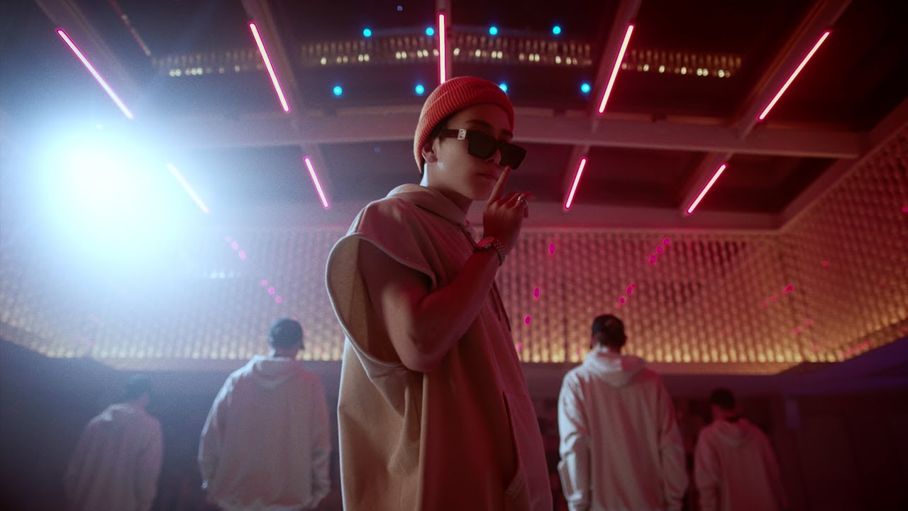 岩田剛典 - Ready? (Official Performance Video) - YouTube