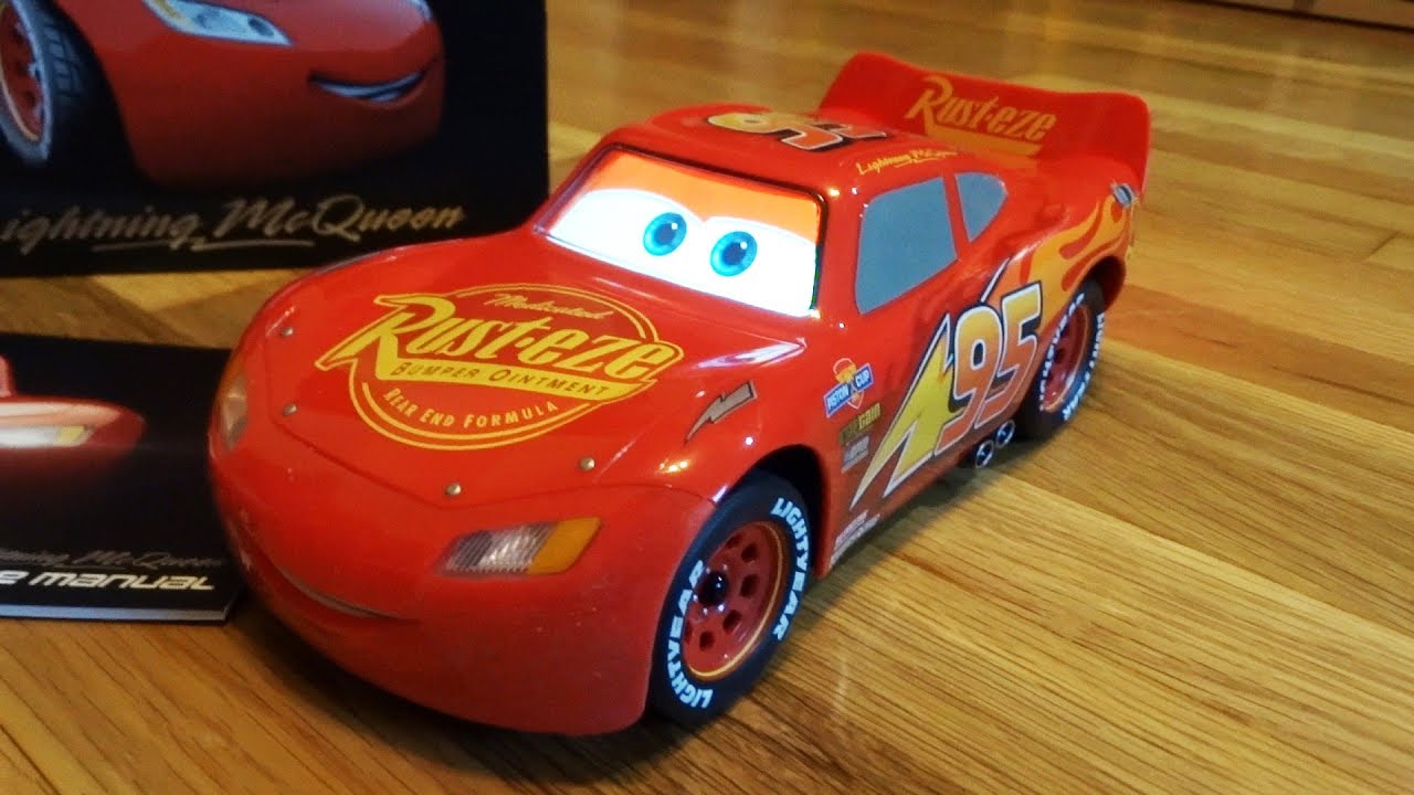Sphero Ultimate Lightning McQueen video - YouTube