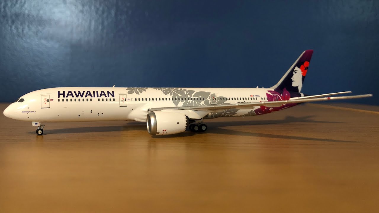 NG Models Hawaiian Airlines 787-9 1/400 Scale Review - YouTube