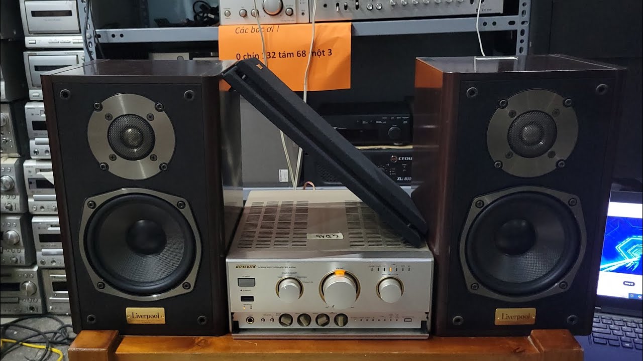 Onkyo A 922M system, Onkyo D 200II Liverpool speakers, beautifully