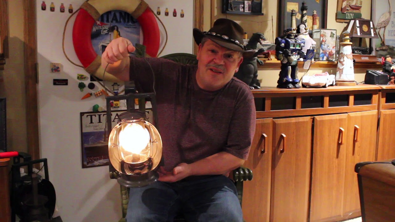 Dietz Acme Inspector Lantern - YouTube
