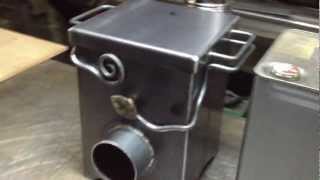 一斗缶サイズのロケットストーブ - YouTube