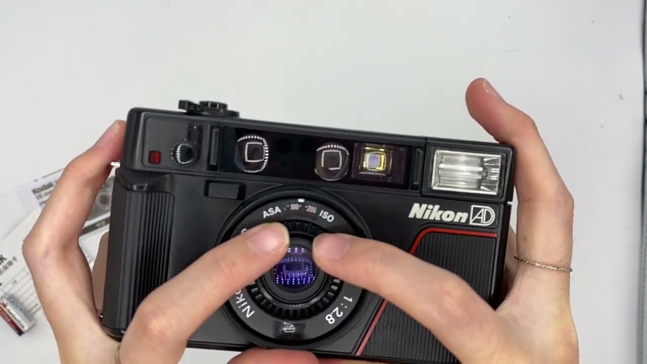 Nikon L35AD - YouTube