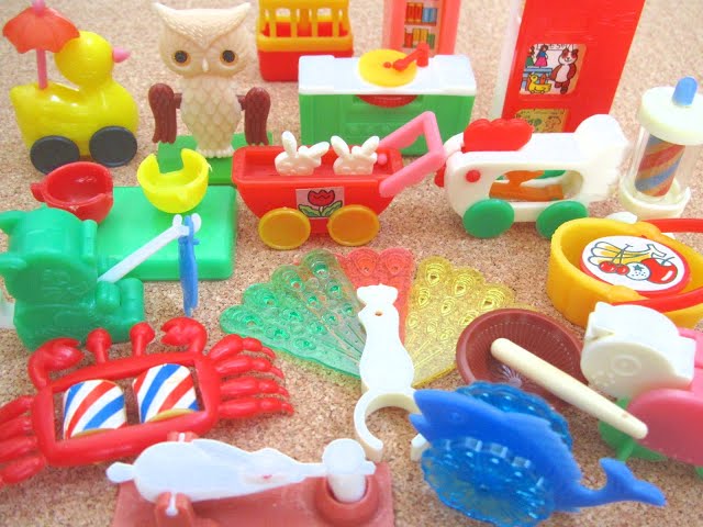 グリコのおまけ】動かして楽しい！昭和レトロなグリコのおまけ！ - YouTube