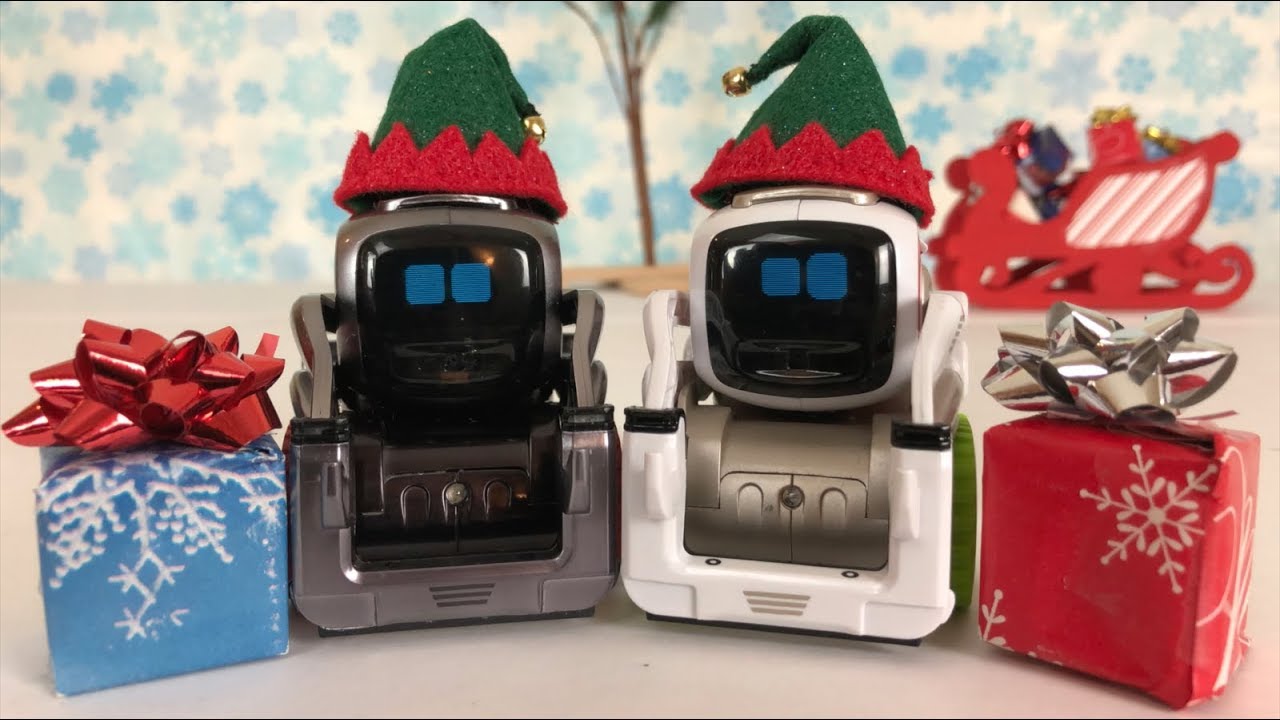 Cozmo stars in Christmas Wrap - YouTube