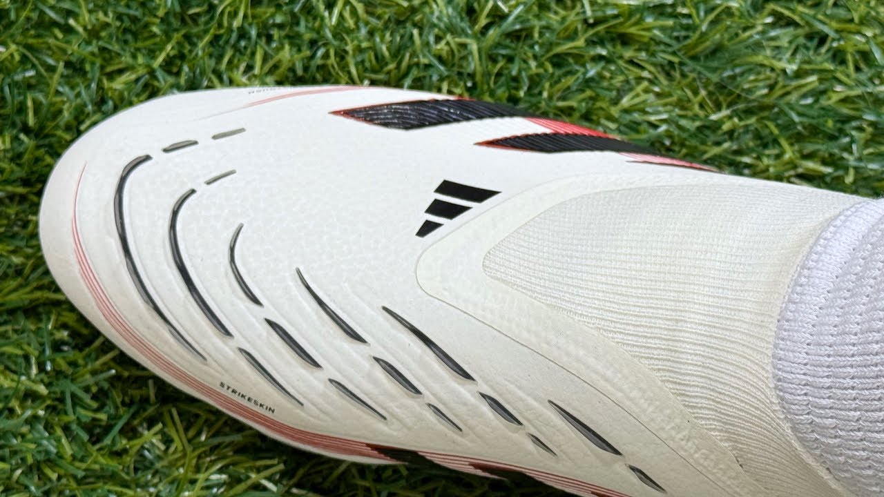 NO TONGUE, NO LACES, NO GOOD? - Adidas Predator 25 Elite Laceless