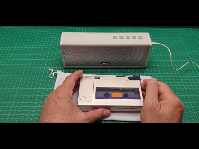 AIWA HS-F1 very rare robust personal cassette corder review