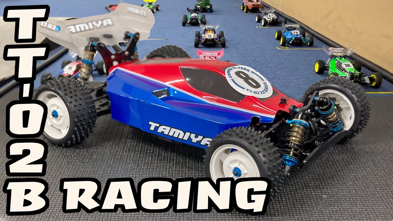 Tamiya TT-02B Racing in Japan! 15 car Zombie Battle