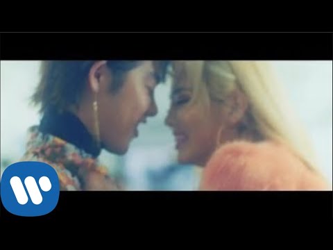 CHANMINA – Never Grow Up (Official Music Video) - YouTube