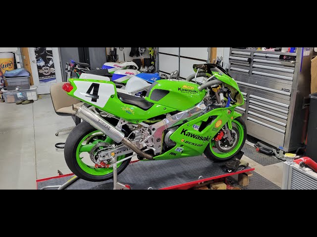 1992 ZX7 Timewarp Classic SBK Demo - YouTube