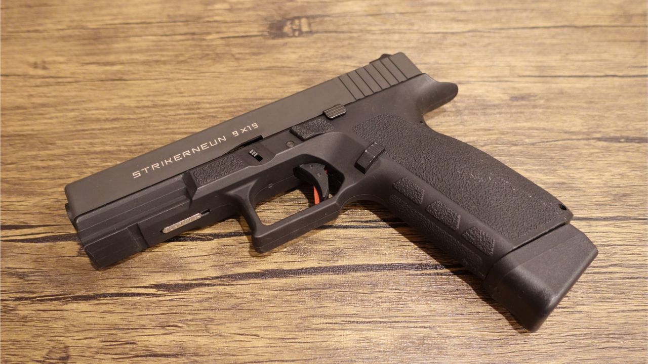 Carbon8 ストライカー9 CO2ガスブローバック レビュー | おのまとぺの