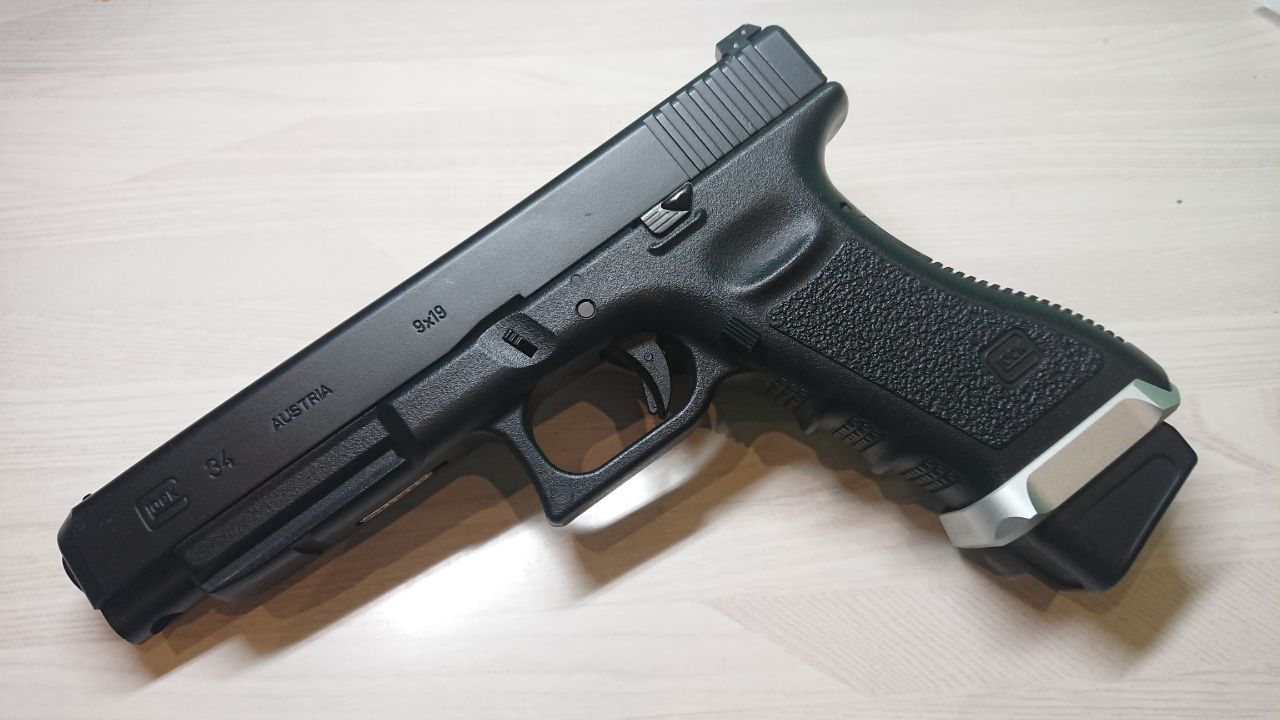 東京マルイGLOCK34にマグウェルを装着！！ | おのまとぺのサバブロ!!