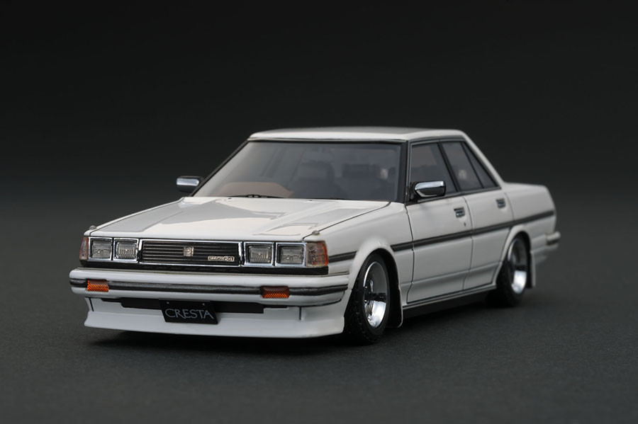 IG0680 1/43 Toyota Cresta Super Lucent (GX71) White | LINE UP