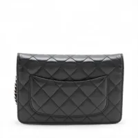 シャネル マトラッセ ラムスキン チェーンウォレット ブラック