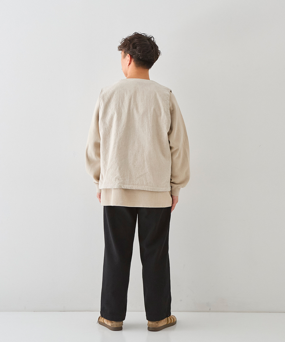 UpcycleLino] 60 クルーネックベスト｜nest Robe / CONFECT ONLINE SHOP