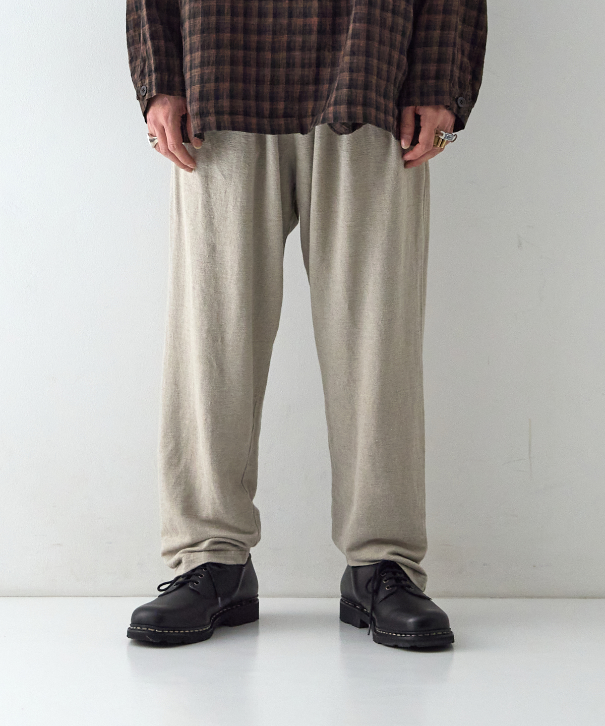 リネンインレー 2タックイージーパンツ｜nest Robe / CONFECT ONLINE SHOP