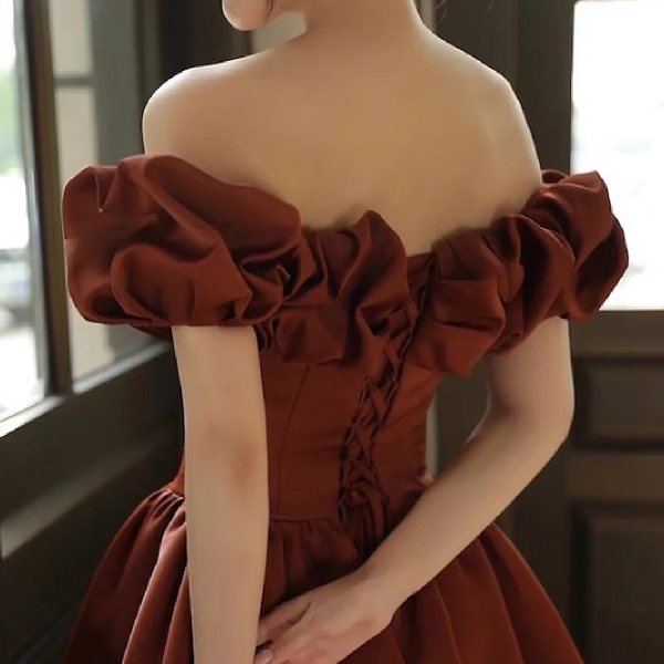 送料無料】モードカラー:オフショルダーサテンドレステラコッタ