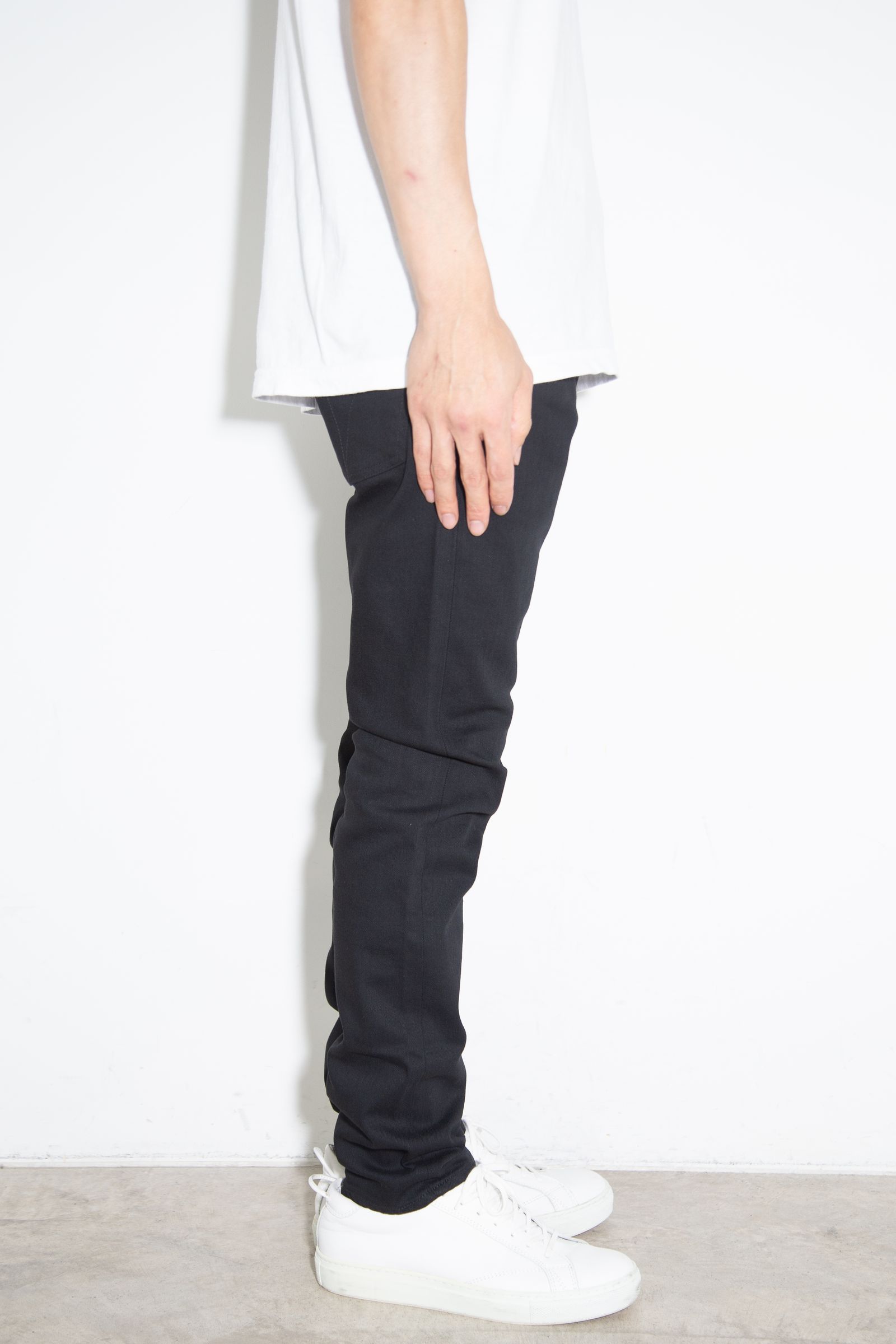 HYSTERIC GLAMOUR - 【人気定番商品】 ブラックデニムスリムパンツ