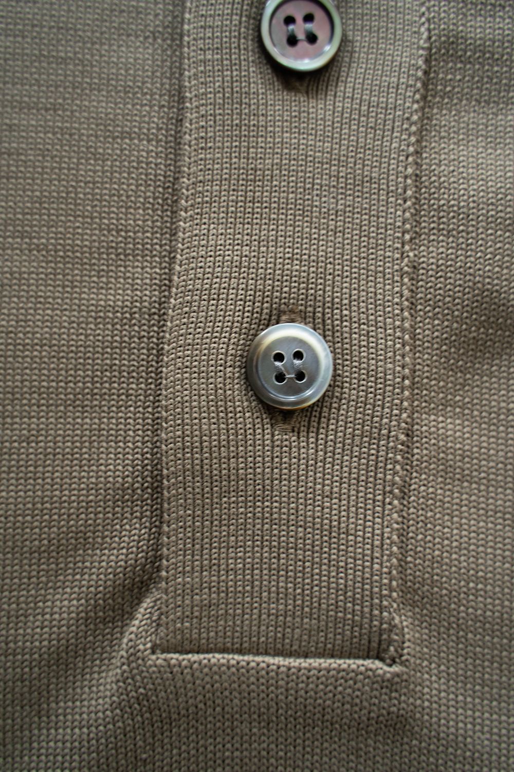 YASHIKI - Yonaga Knit Polo(GREIGE) | Salty