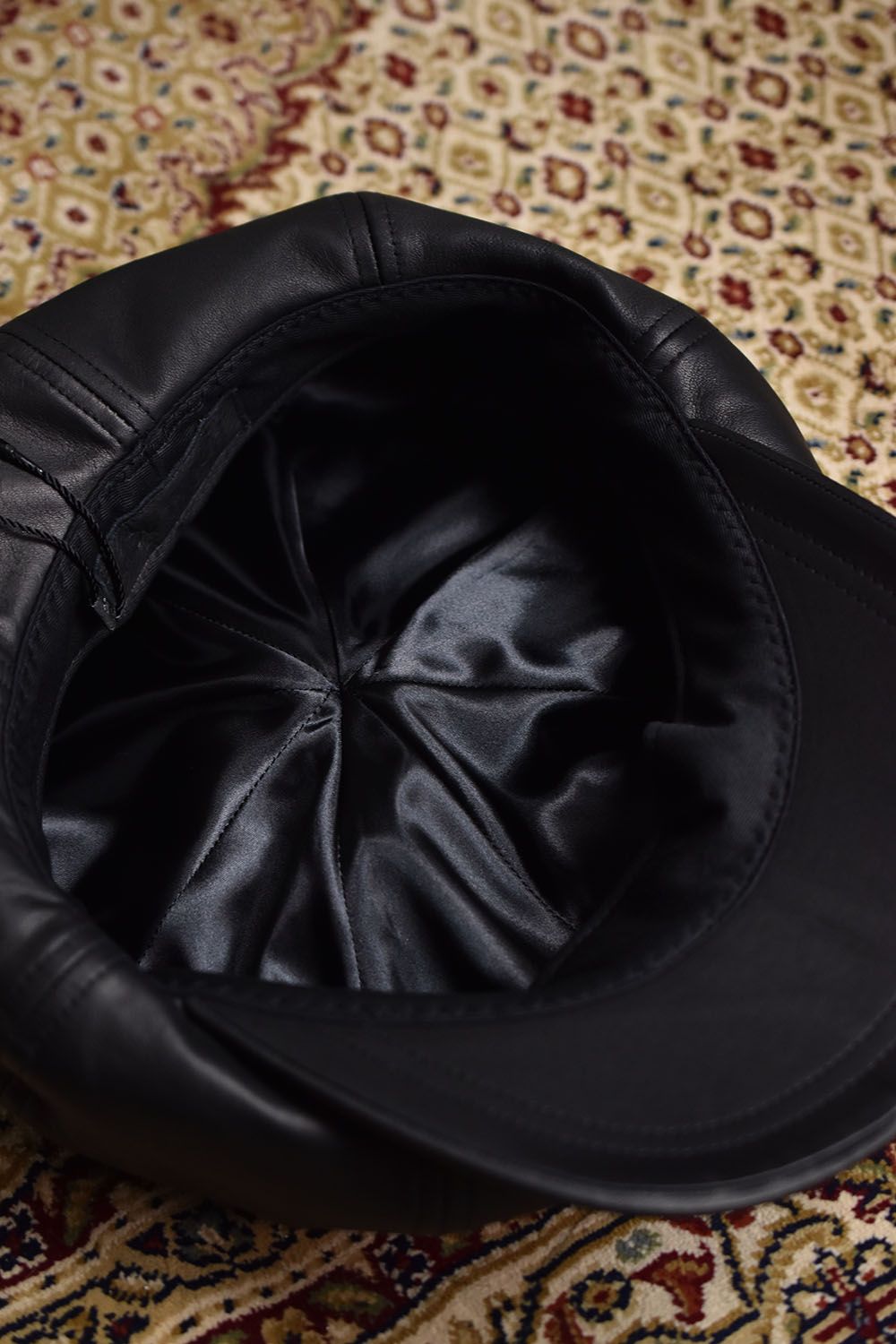 バックラッシュ、黒 レザー キャスケット フロントバイザー付きLサイズ