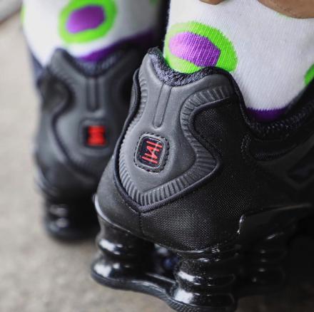 国内9月30日発売予定】ナイキ ウィメンズ ショックス TL ブラック