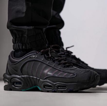 国内11月23日発売予定】ナイキ エアマックス テイルウィンド 99 SP 全2