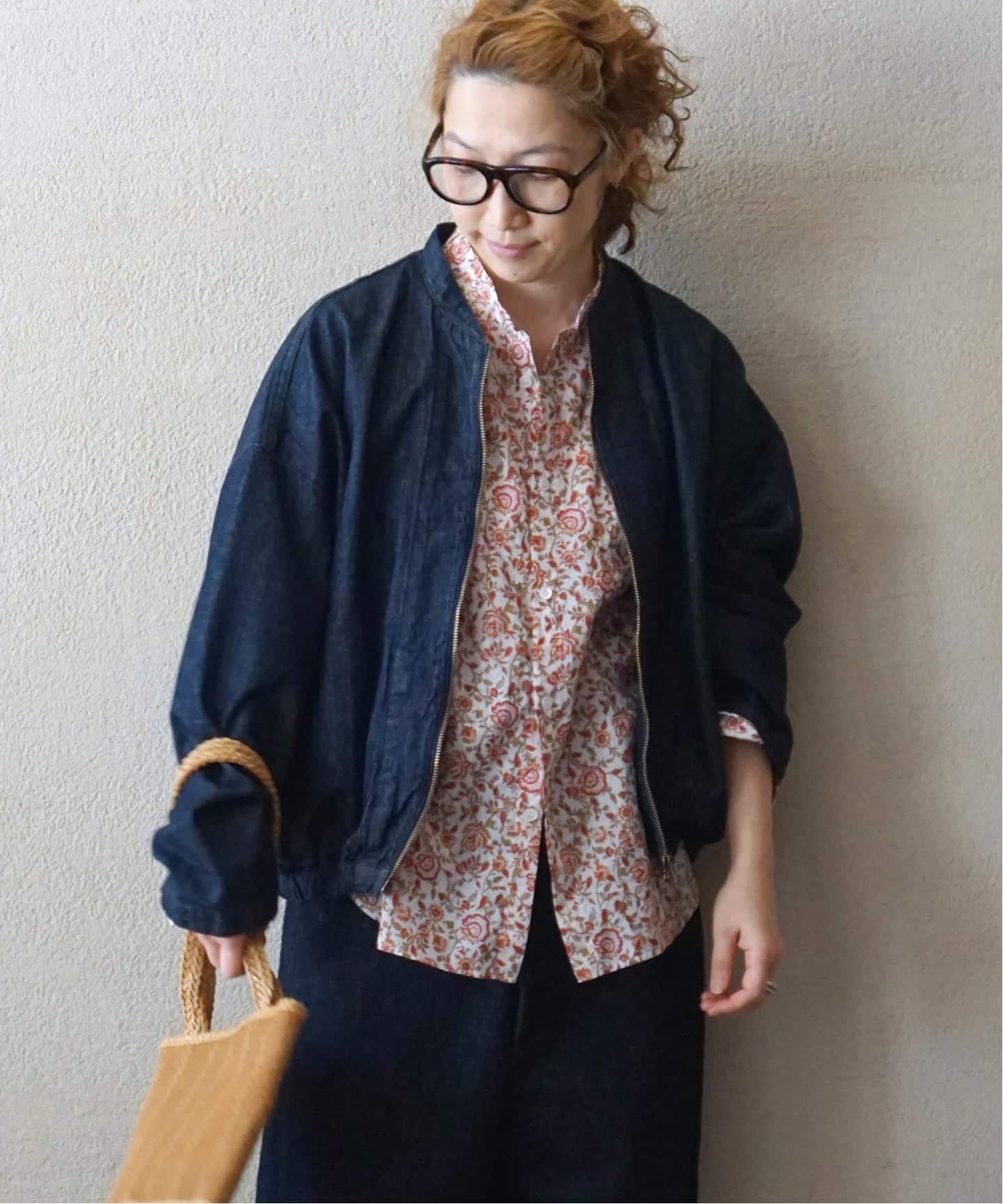 デラヴェジャージ カイトプルオーバーのコーディネートスナップ（AT