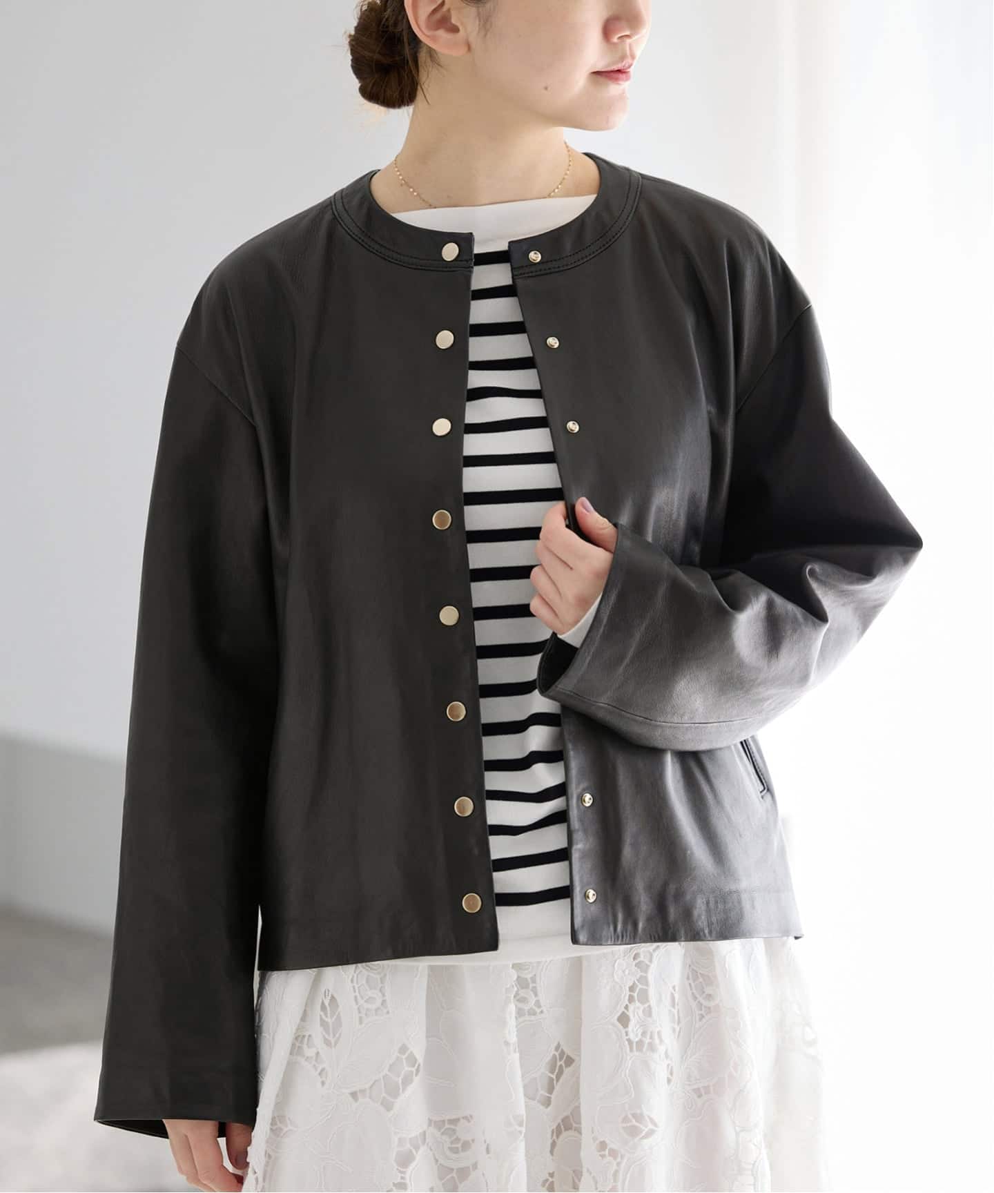 追加》シープクルーネックブルゾン（レザージャケット）｜IENA（イエナ