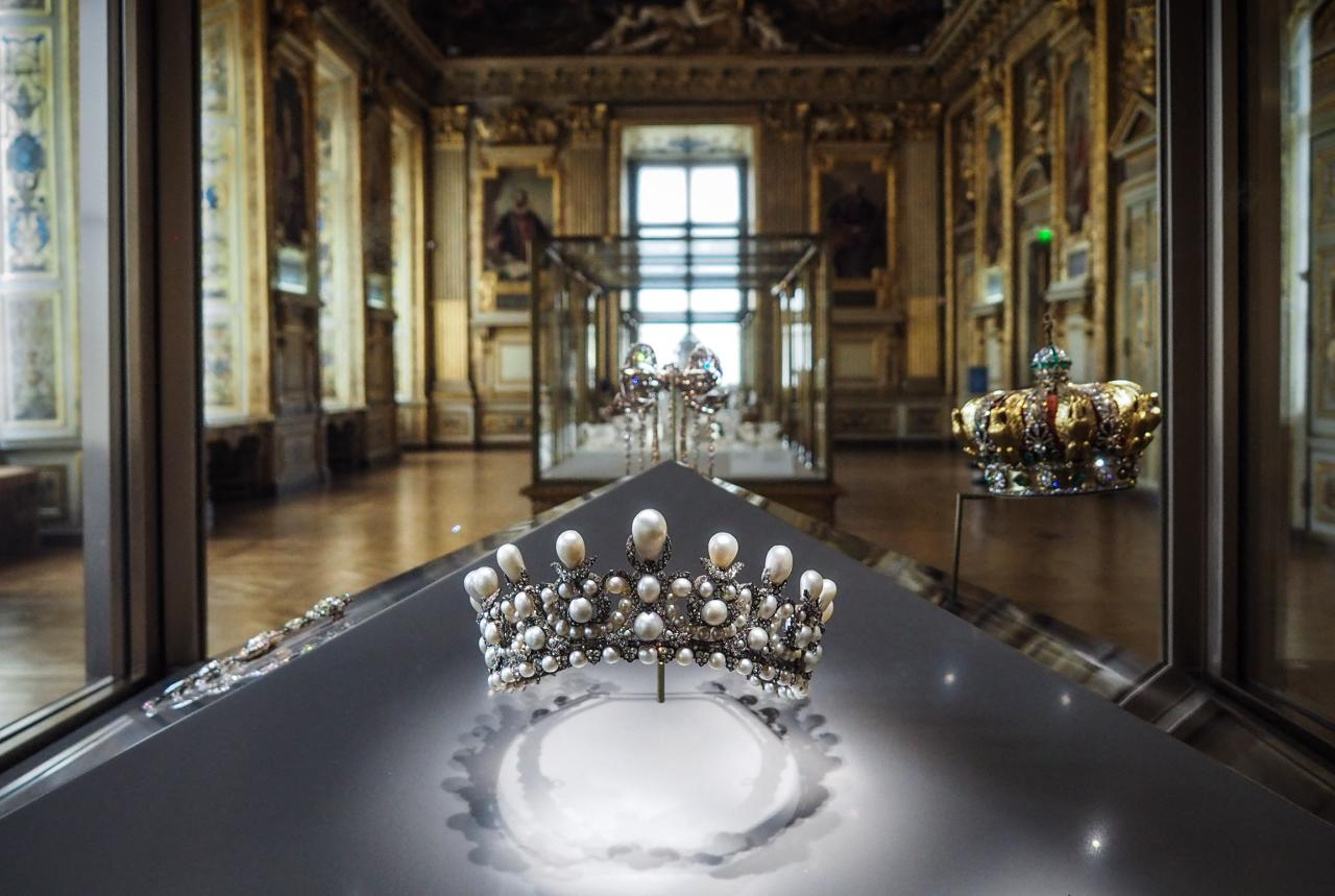 ルーブル美術館強盗団が頼る宝石「闇市場」 - WSJ