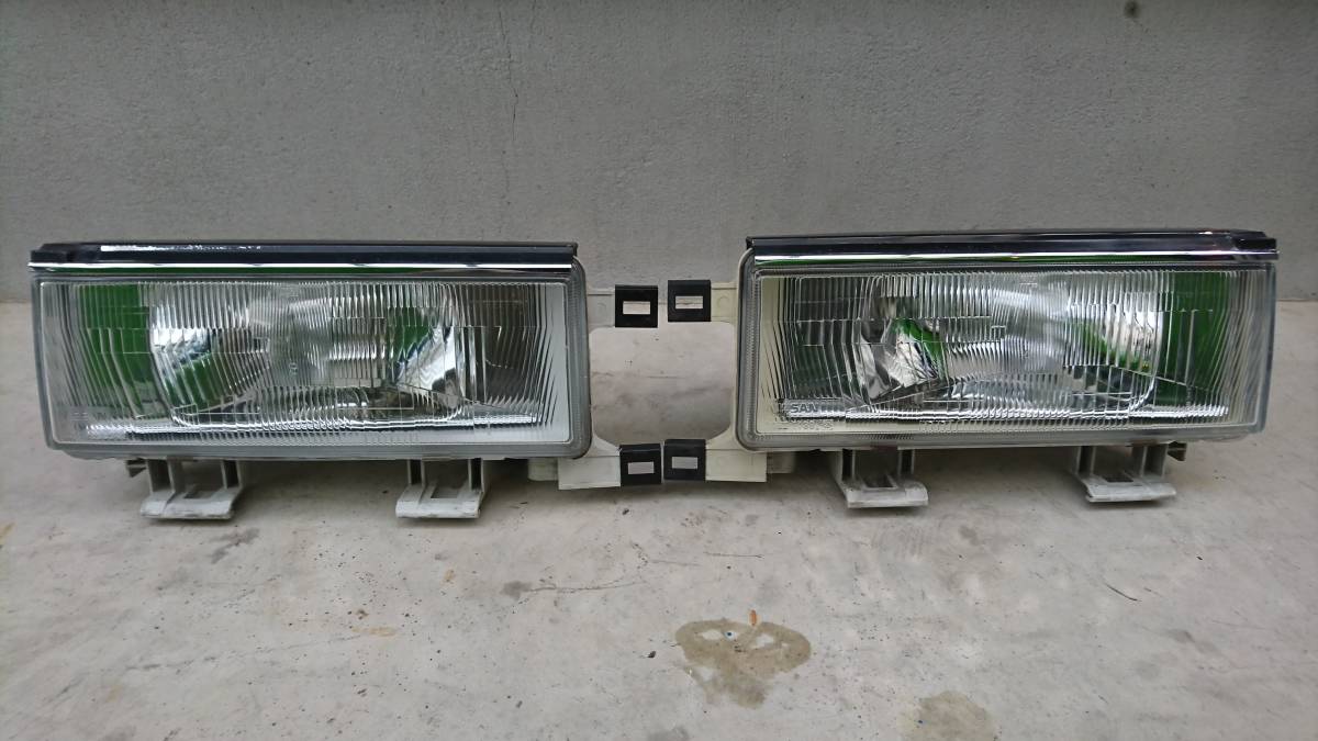 Y30ライト台湾製デコトラレトロ激レア奥目 Yahoo!オークション - Y30