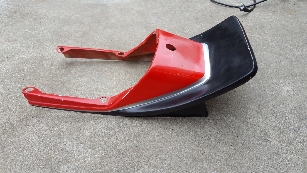 GSX400FSインパルス（GK72A） テールカウル GSX400FSインパルス（GK72A