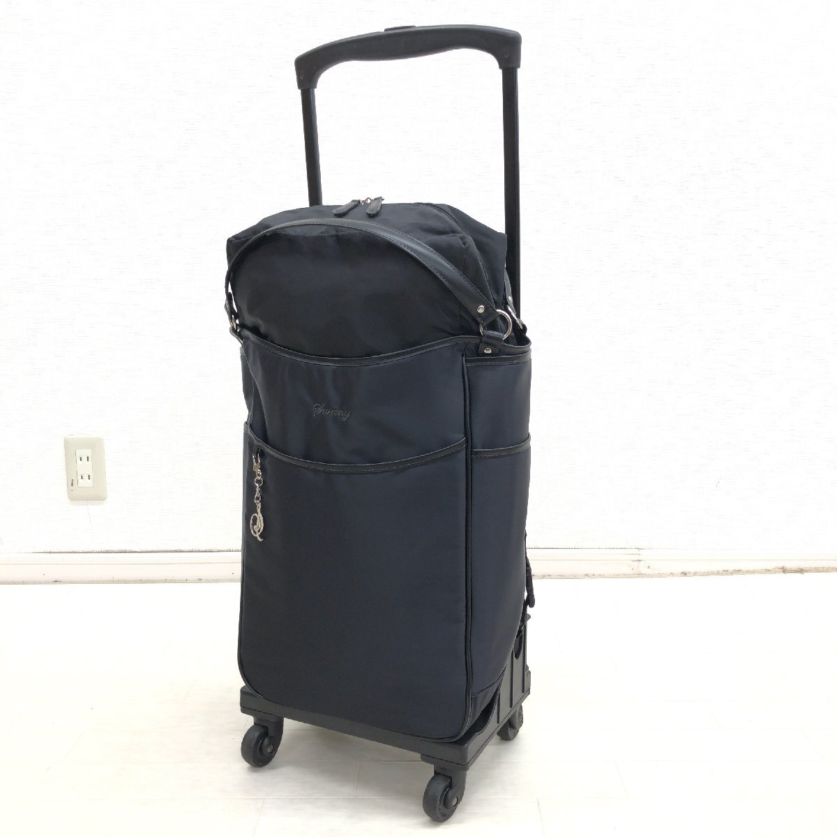 スワニートートキャリークロコダイル型押し4輪ストッパー付き＜L