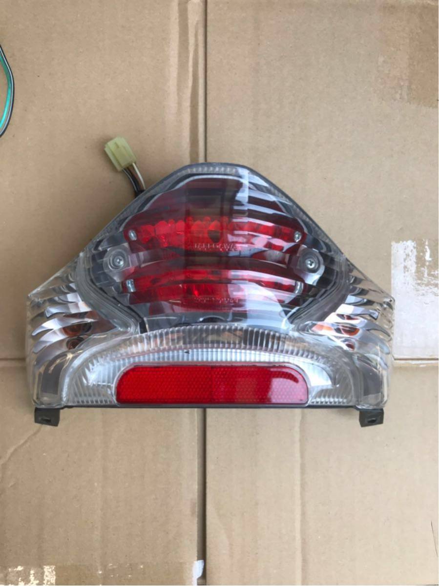 v125g 廃盤希少新品台湾テール(紅白テール)