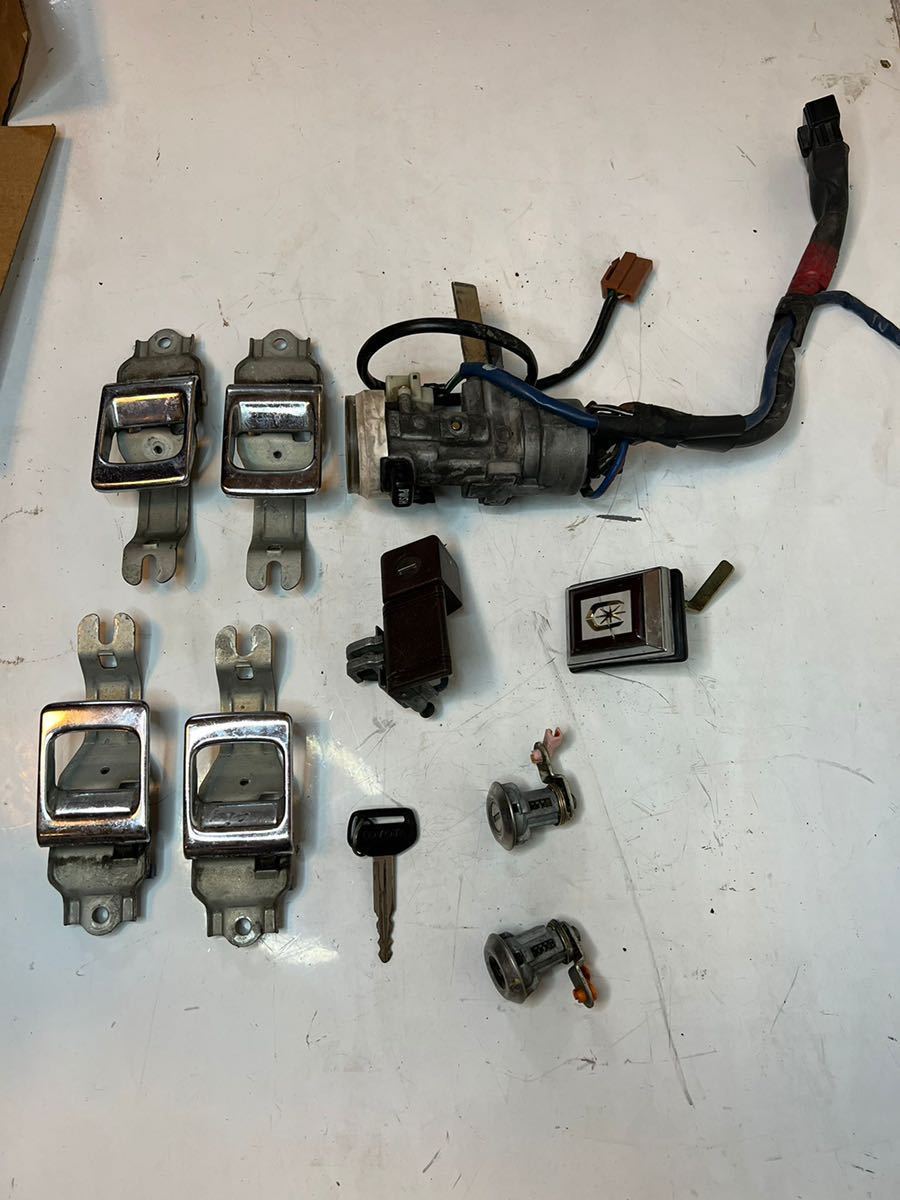 トヨタ マークⅡ E-GX71 キーシリンダーセット