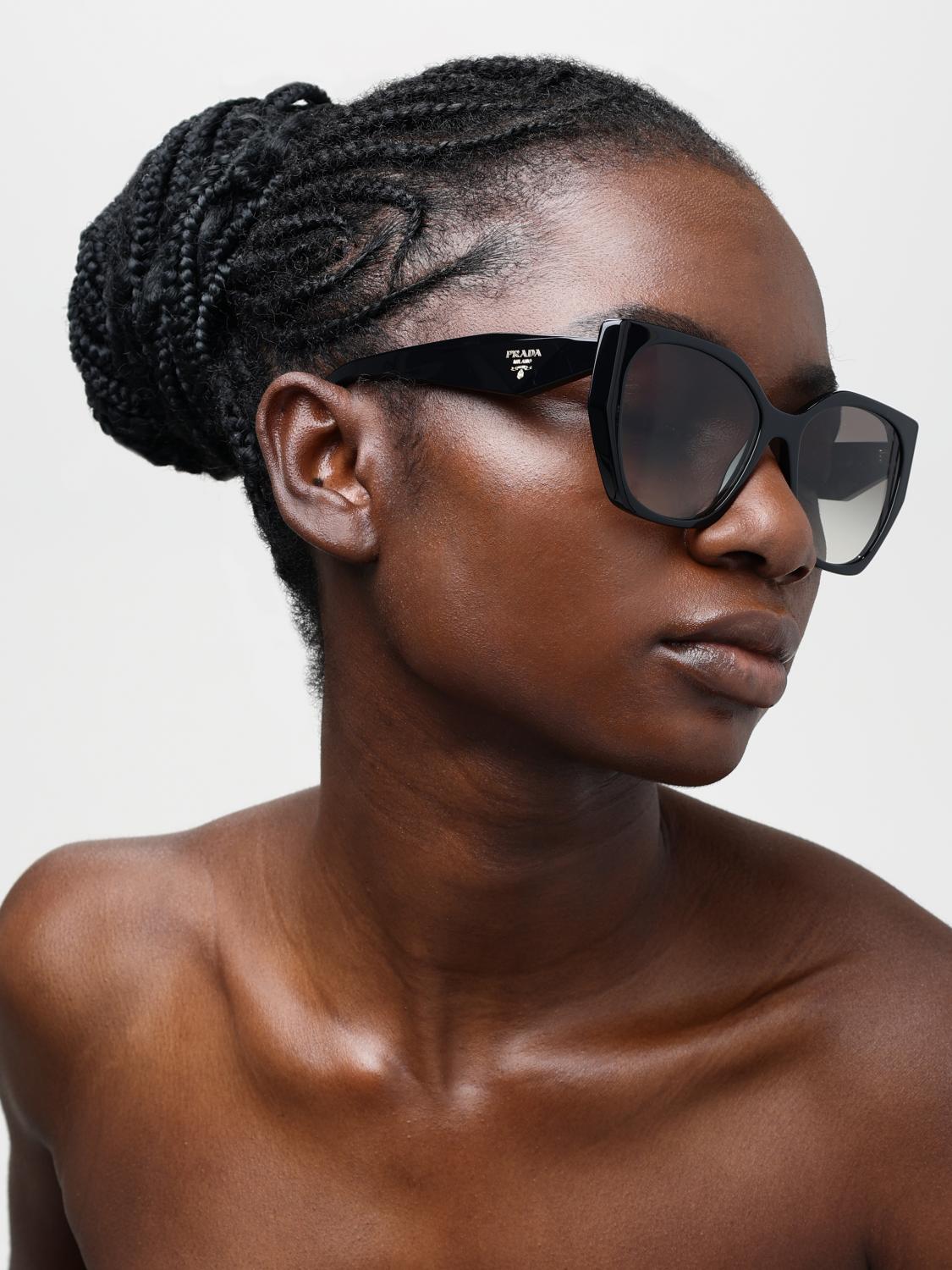 Prada Sunglasses woman - Black | SPR 19Z | GIGLIO.COM