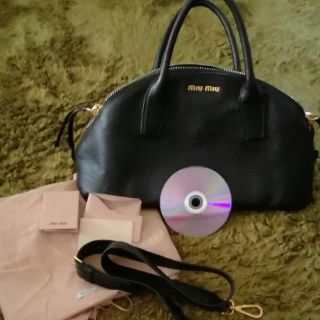 MIU MIU（ボストンバッグ）のフリマアイテム一覧