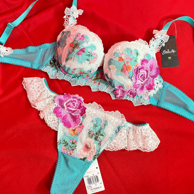 Wacoal - サルート 源氏物語 C70&ソングM BS の通販 by 春水's shop