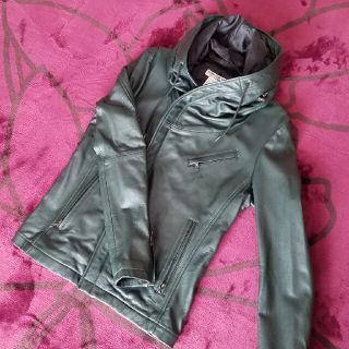 KATHARINE HAMNETT（ライダースジャケット）のフリマアイテム一覧