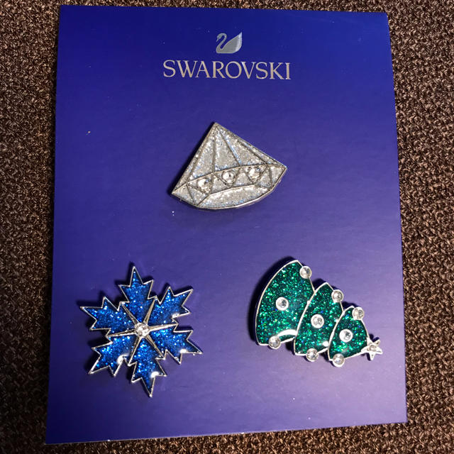 SWAROVSKI - スワロフスキー ピンバッジの通販 by きょ1126's shop