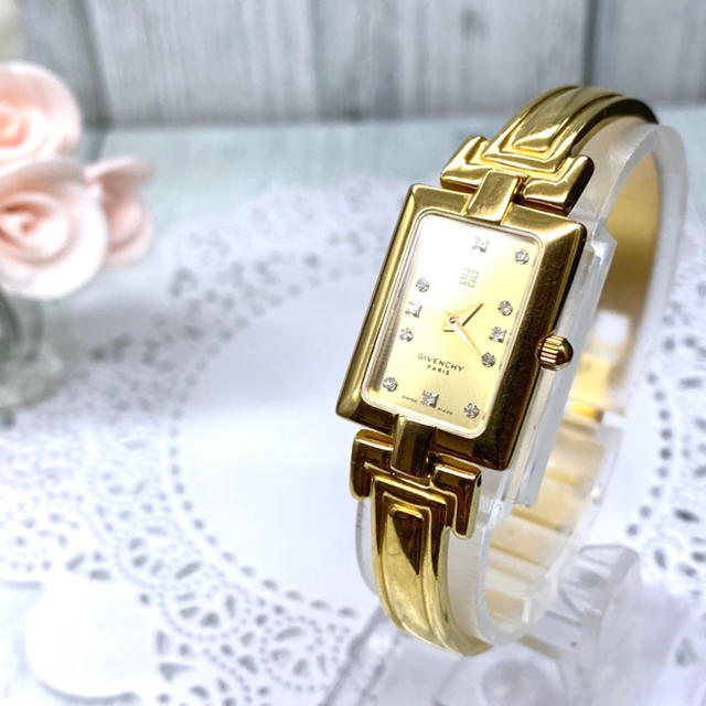 GIVENCHY - 【電池交換済み】GIVENCHY ジバンシー 腕時計 ゴールド