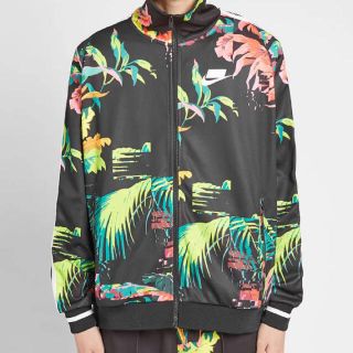NIKE（花柄 ・ ジャージ）のフリマアイテム一覧